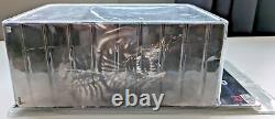 NECA Aliens vs Predator Requiem Alien Warrior Brand New in Original Packaging