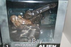 NECA Cinemachines Series 1 Lot Aliens DROPSHIP SPACE JOCKEY APC DERELICT NEW