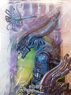 NECA + Kenner Aliens Gorilla Alien Action Figure LOT NEW