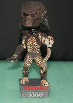 NECA PREDATOR 2 & ALIENS Queen Extreme Head Knockers Bobble Head Figures 2004/5