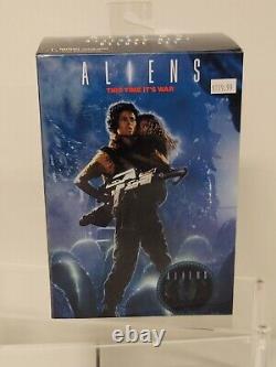 NECA Reel Toys 30th Anniversary Aliens Ripley Rescuing Newt Deluxe Set