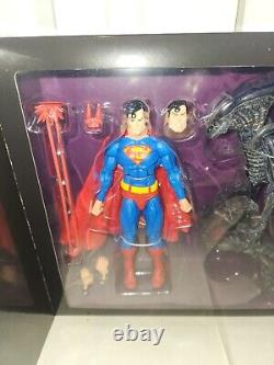 NECA SDCC 2019 DC VS Predator Alien 2Pack Set NEW Batman Superman Green Lantern