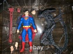 NECA Superman VS Alien 2pk, used/ complete