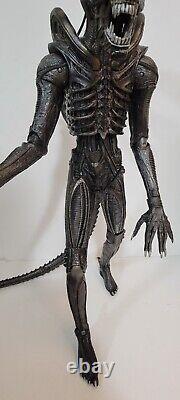 NECE ALIEN Xenomorph 2008 1/4 Scale 20 inches figure in EXCELLENT CONDITION