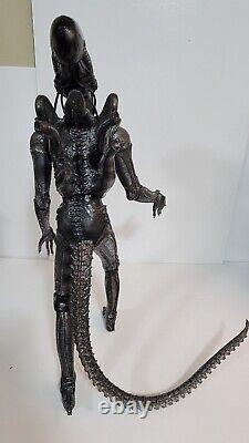 NECE ALIEN Xenomorph 2008 1/4 Scale 20 inches figure in EXCELLENT CONDITION