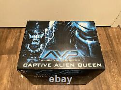 NEW Palisades Alien Captive Queen AVP Bust Alien vs Predator Ltd 5000