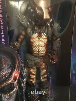 Neca 1/4 Predator 2 Brand Newrare