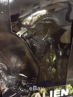 Neca 18 Inch CLASSIC ALIEN Action Figure by HR Giger withbox NEVER OPENED