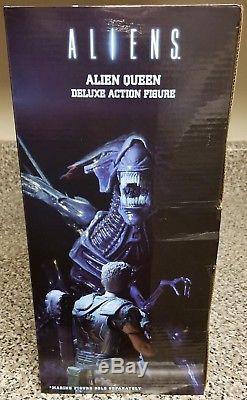 Neca Alien Queen Deluxe Aliens 30th Anniversay, (brand New)