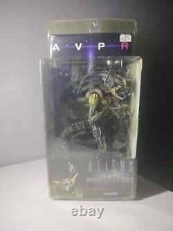 Neca Alien VS Predator Requiem Predalien Hybrid 2007 Reel Toys Closed Mouth