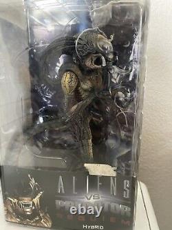 Neca Alien VS Predator Requiem Predalien Hybrid 2007 Reel Toys Closed Mouth