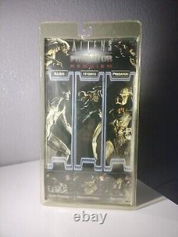 Neca Alien VS Predator Requiem Predalien Hybrid 2007 Reel Toys Closed Mouth