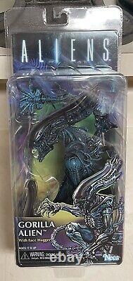 Neca Aliens Gorilla Alien Figure Authentic Super Rare