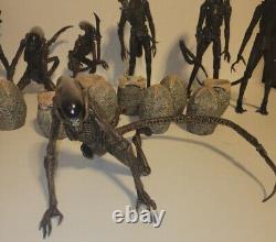 Neca Aliens Huge Lot Xenomorphs Glow In The Dark Eggs Baby Alien Cat Etc