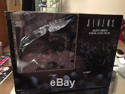Neca Aliens Queen Deluxe Action Figure With Box Excellent Condition