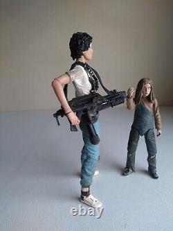 Neca Aliens Ripley Rescuing Newt 2 Pack 30th Ann. Deluxe Action Figure! Rare