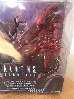 Neca Aliens Xenomorphs Genocide Red/black Twin Pack 7 Action Figure New