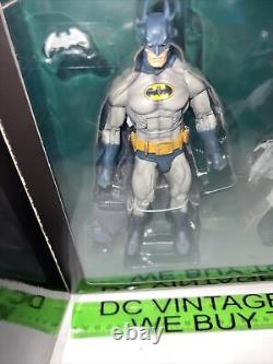 Neca DC Batman VS Aliens NYCC 2019 Exclusive Action Figure Set Brand New Sealed