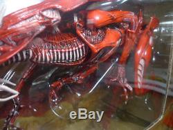 Neca Xenomorph Aliens GENOCIDE Red Queen 15 Ultra Deluxe Action Figure BN