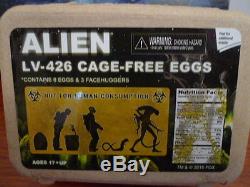 Neca Xenomorph Aliens Queen Ultra Deluxe Boxed Figure 15 & Egg Set in carton BN