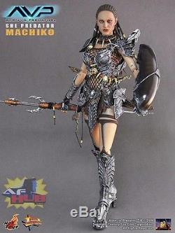 New Hot Toys Alien VS. Predator She Predator Machiko 1 / 6 Scale Action Figure