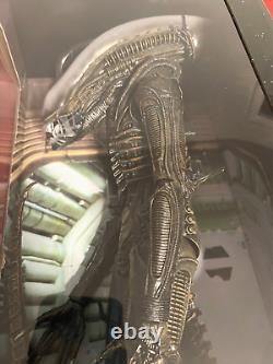 New NECA 1/4 Scale 1979 ALIEN XENOMORPH Big Chap Action Figure