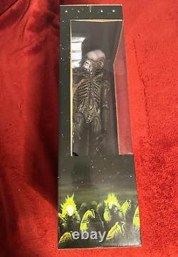 New NECA 1/4 Scale 1979 ALIEN XENOMORPH Big Chap Action Figure