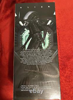 New NECA 1/4 Scale 1979 ALIEN XENOMORPH Big Chap Action Figure