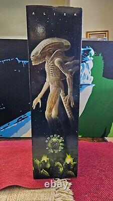 New! NECA Alien Translucent 1/4 Xenomorph Scale Figure SEALED