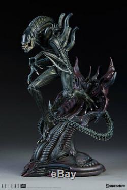 New Sideshow 1986 Aliens Alien Warrior Xenomorph H. R. Giger Statue MISB In Stock