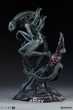New Sideshow 1986 Aliens Alien Warrior Xenomorph H. R. Giger Statue MISB In Stock