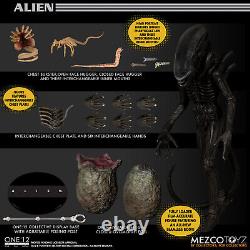 One-12 Collective Alien Deluxe Action Figure