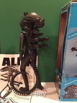 Original 1979 Kenner 18 Alien Action Figure withBox, Poster, All Parts work CLEAN