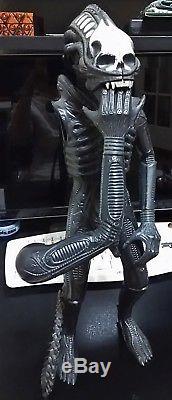 Original 1979 Kenner Toys 18.5 Alien Action Figure Figurine Aliens Movie