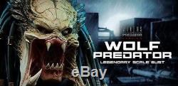 Other Busts-Alien vs Predator Wolf Predator Legendary Scale Bust