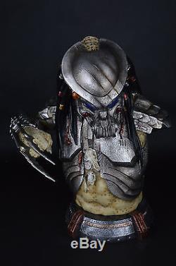 PREDALIEN Predator Alien Life Size Resin Figure Bust Statue Collectible LED EYES