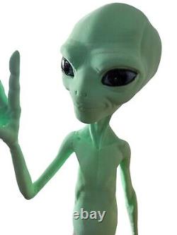 Paul the Alien Garage Kit Figure Collectable Statue Handmade? 60Cm FULL PAINTED