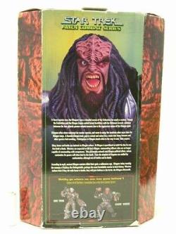 Playmates Star Trek Klingon Warrior Alien Combat Series