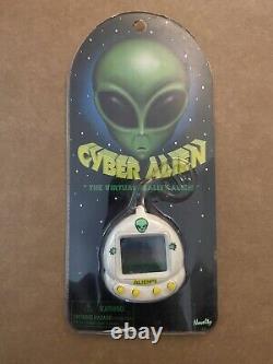 Pocket Pal Cyber Alien The Virtual Reality Alien Keychain