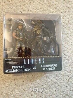 Private William Hudson Vs Xenomorph Warrior Aliens 2013 NECA Reel Toys Sealed