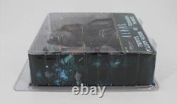 Private William Hudson Vs Xenomorph Warrior Aliens 2013 NECA Reel Toys Sealed