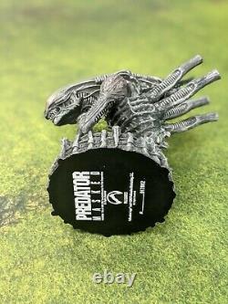 Rare Alien Xenomorph Big Chap Bust Error-sample On Predator Base