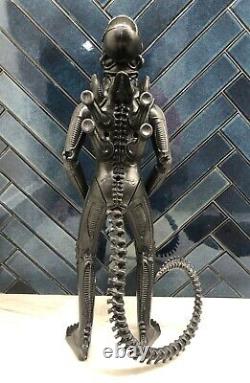 Rare! Vintage 1979 Kenner Alien 18 Action Figure Xenomorph With Box & Poster