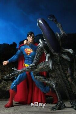 SDCC 2019 EXCLUSIVE NECA Batman v Predator & Superman v Alien Bundle Preorder