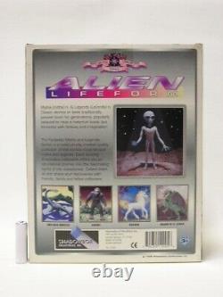 SHADOWBOX ALIEN LIFE FORM WITH PANORAMIC DISPLAY Figure