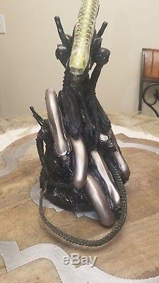 SIDESHOW H. R. Giger ALIEN PILE Statue Very Rare