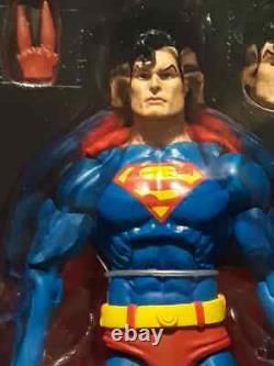 Sdcc 2019 Neca Exclusive Superman Vs Alien Warrior Figure Set Brand New