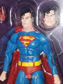 Sdcc 2019 Neca Exclusive Superman Vs Alien Warrior Figure Set Brand New