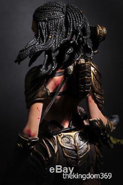 Sideshow-Alien-Vs-Predator-Machiko-Noguchi-PF-Custom-Statue-One-of-a-Kind