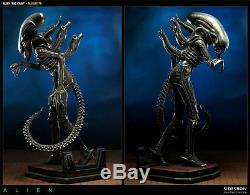 Sideshow collectibles alien warrior big chap / predator maquette statue RARE